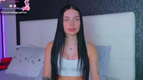 Snapshot of ashleyetthen chatting on February 2026 06:49:02 PM AshleyEtthen online show from February 2026 06:49:02 PM