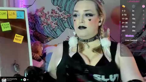 AshleyQT online show from September 2025 12:48:01 PM