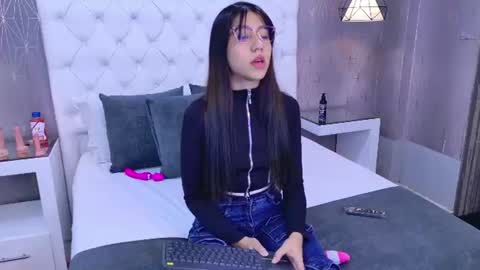 AshleyRoberh online show from June 2026 03:31:02 AM