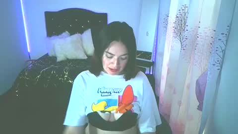 ASHLEY online show from January 2025 10:22:01 PM