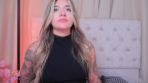 Ashley Lauren online show from December 2024 07:12:01 AM