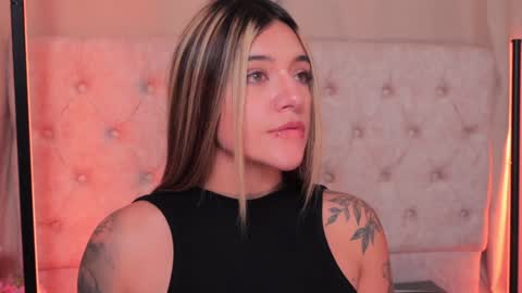 Ashley Lauren online show from January 2025 10:10:01 AM