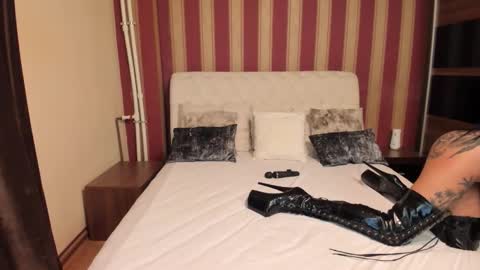 Ashley online show from February 2026 09:35:01 PM