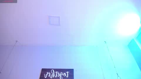 Snapshot of ashleyy_ls chatting on March 2025 03:39:01 AM kylie online show from March 2025 03:39:01 AM