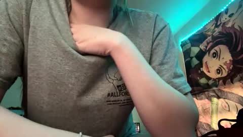 Snapshot of ashleyynicholee chatting on October 2025 08:27:02 PM ashleyynicholee online show from October 2025 08:27:02 PM