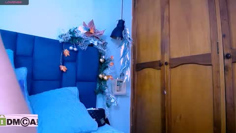 Ashlie  online show from January 2025 12:27:01 AM