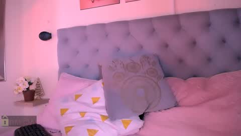 Ashlie  online show from January 2025 09:29:01 PM