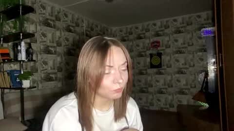 Lily online show from March 2026 05:19:01 PM