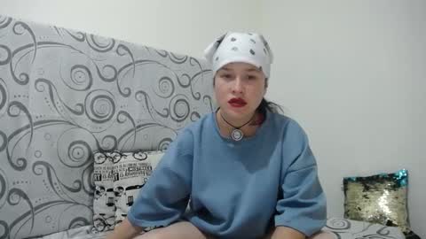 Snapshot of ashly_93 chatting on December 2024 04:09:02 AM engel online show from December 2024 04:09:02 AM