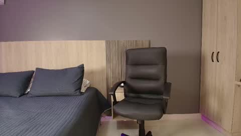 Snapshot of ashly_hills chatting on March 2025 03:40:01 AM Ashly online show from March 2025 03:40:01 AM