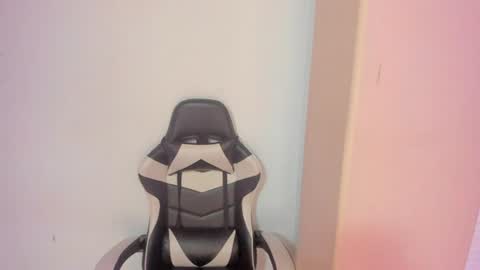ashlye_miller_ online show from July 2026 07:33:02 PM