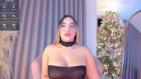 Snapshot of ashlye_stone chatting on November 2025 04:07:02 AM Paula Baleta online show from November 2025 04:07:02 AM