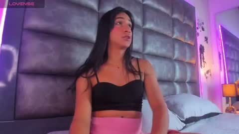 ashlymillerr_ online show from July 2026 07:27:02 PM