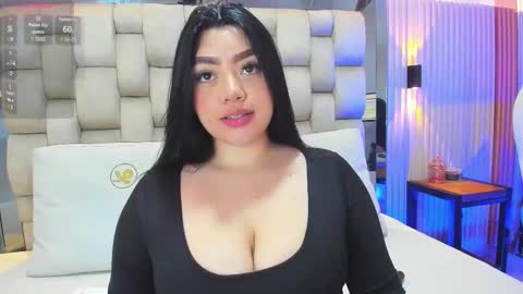 Snapshot of ashlyn_parker chatting on February 2025 03:57:02 AM ashlyn online show from February 2025 03:57:02 AM