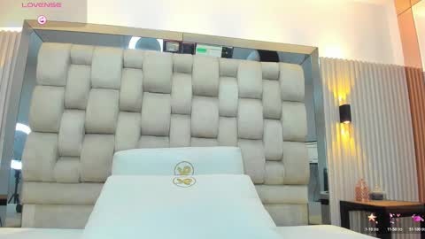 Snapshot of ashlyn_parker chatting on March 2025 01:45:01 AM ashlyn online show from March 2025 01:45:01 AM