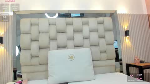 Snapshot of ashlyn_parker chatting on March 2025 08:14:02 PM ashlyn online show from March 2025 08:14:02 PM