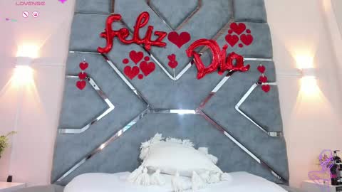 Ashly  online show from February 2025 09:14:02 PM