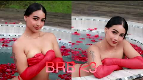 Ashly Rouxx online show from May 2026 11:45:02 PM