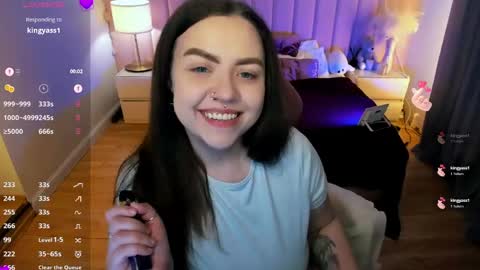 Snapshot of ashton_heidi chatting on February 2026 12:11:02 AM Your girlfriend online show from February 2026 12:11:02 AM