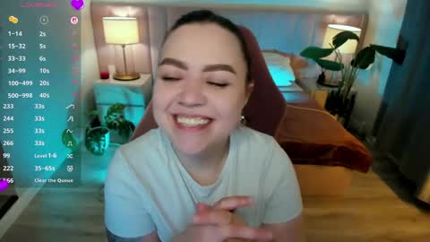 Snapshot of ashton_heidi chatting on April 2026 12:37:02 AM Your girlfriend online show from April 2026 12:37:02 AM