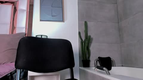 PAO   online show from January 2025 06:36:02 AM