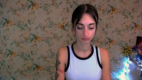 Snapshot of asia_n_ chatting on December 2024 11:00:01 AM asia_n_ online show from December 2024 11:00:01 AM