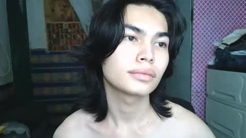 asian_babyboi online show from January 2026 10:48:01 PM
