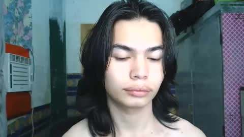 asian_babyboi online show from March 2026 01:51:01 PM