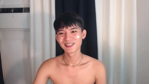 Snapshot of asian_cutiebaexx chatting on October 2025 06:37:02 AM Pat online show from October 2025 06:37:02 AM