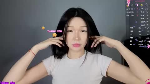 Snapshot of asian_euphoria chatting on November 2025 01:10:01 PM Dju online show from November 2025 01:10:01 PM