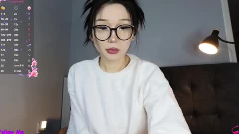 Snapshot of asian_euphoria chatting on January 2026 01:04:01 PM Dju online show from January 2026 01:04:01 PM