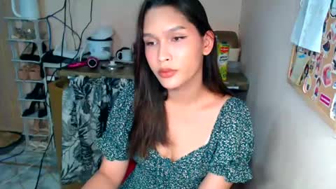 Snapshot of asian_glamm chatting on June 2026 06:31:02 PM ANITA online show from June 2026 06:31:02 PM