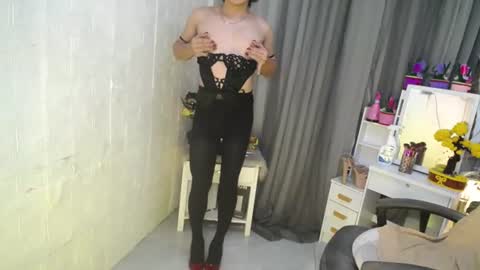 asian_handsomexx online show from July 2026 10:32:01 AM