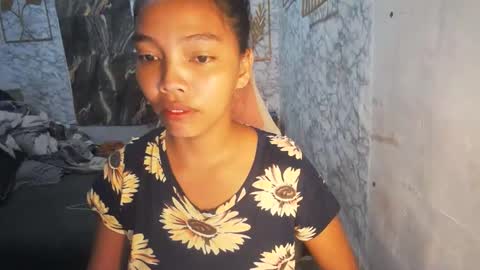 im janeth single mom online show from April 2026 11:44:02 PM