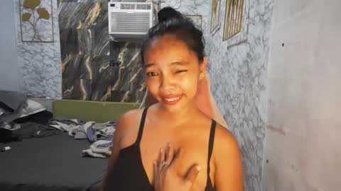im janeth single mom online show from May 2026 10:40:02 PM