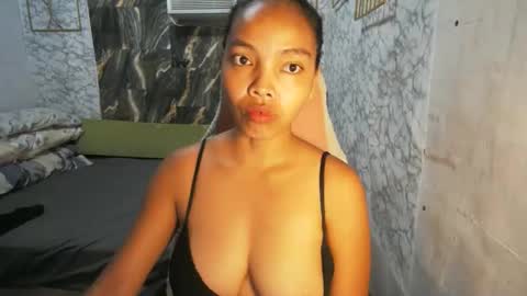 im janeth single mom online show from May 2026 11:25:02 PM