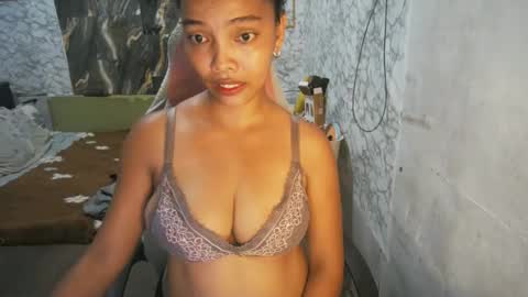 im janeth single mom online show from June 2026 01:55:02 AM