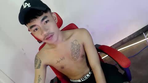 Snapshot of asian_kimxxx chatting on April 2026 03:08:01 PM don online show from April 2026 03:08:01 PM