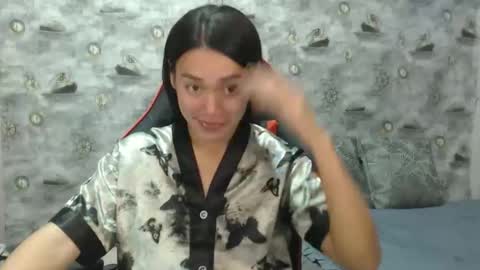 KRISTELLE online show from November 2025 11:36:02 PM