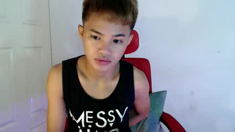Snapshot of asian_lover05 chatting on April 2026 05:00:02 PM asian_lover05 online show from April 2026 05:00:02 PM