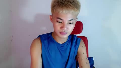 Snapshot of asian_lover05 chatting on May 2026 03:07:02 PM asian_lover05 online show from May 2026 03:07:02 PM