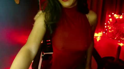 Lovely online show from October 2025 11:13:02 PM