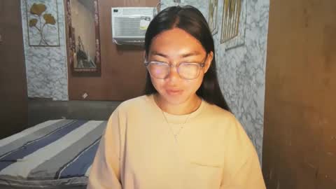 Rhean online show from October 2025 02:22:02 AM