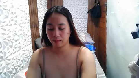 Trixie online show from June 2026 06:31:01 AM