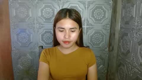 Sofia online show from November 2025 12:04:01 PM