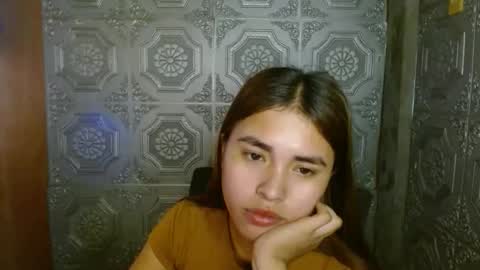Sofia online show from November 2025 05:13:02 PM