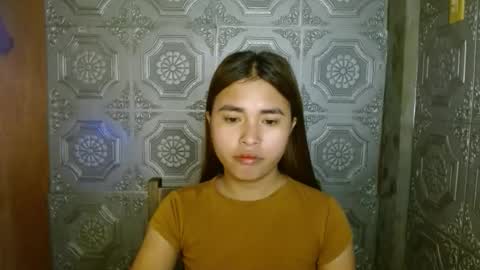 Sofia online show from November 2025 07:13:01 PM