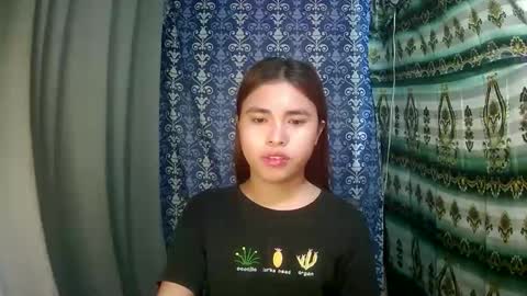 Sofia online show from November 2025 06:38:02 AM