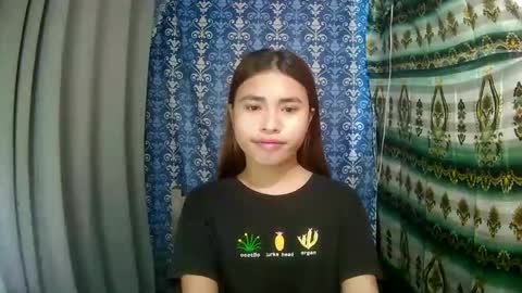 Sofia online show from November 2025 06:16:02 AM