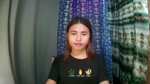 Sofia online show from December 2025 06:07:01 AM